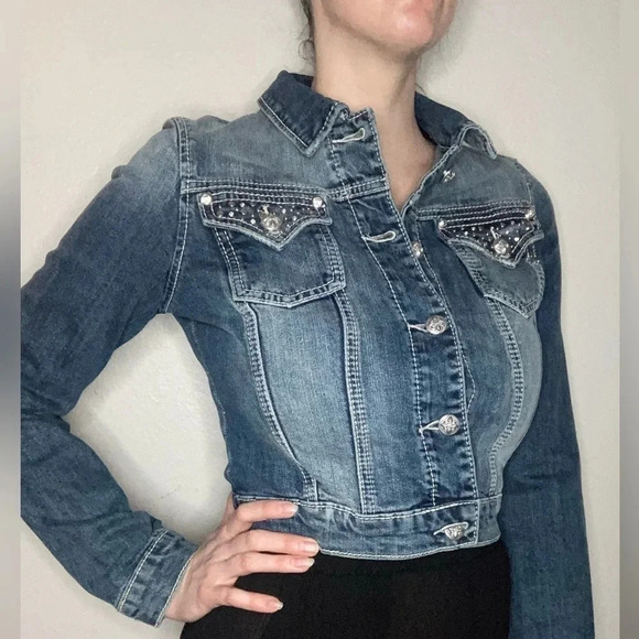 NWT Miss Me Vintage Y2K Cropped Denim Jacket Size Medium - Picture 4 of 11